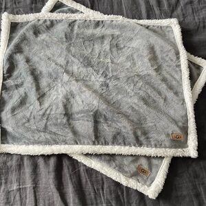 Ugg Standard Sham Set